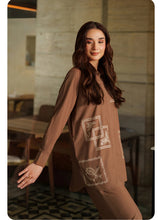 Load image into Gallery viewer, Walnut Whirl (2-4 weeks delivery)