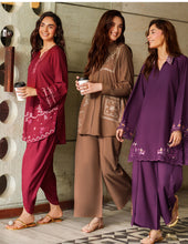 Load image into Gallery viewer, Walnut Whirl (2-4 weeks delivery)