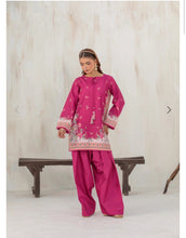 Load image into Gallery viewer, CORAL- COORD SET (2-4 weeks delivery)