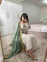 Load image into Gallery viewer, Defective Mint (Immediate Dispatch)