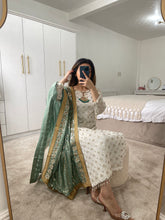 Load image into Gallery viewer, Defective Mint (Immediate Dispatch)