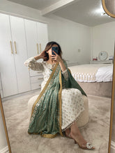 Load image into Gallery viewer, Defective Mint (Immediate Dispatch)