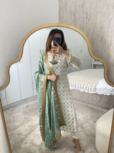 Load image into Gallery viewer, Defective Mint (Immediate Dispatch)