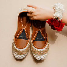 Load image into Gallery viewer, Adele (Immediate Dispatch)