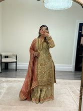 Load image into Gallery viewer, DEFECTIVE Baroque inspired golden chiffon embroidered suit with sharara with chiffon duppata. (Copy)