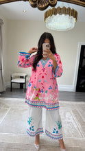 Load image into Gallery viewer, Dananeer inspired lawn printed coord set with shirt and trouser Asian clothing