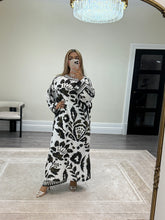 Load image into Gallery viewer, Printed long kaftan with trouser 2 piece set