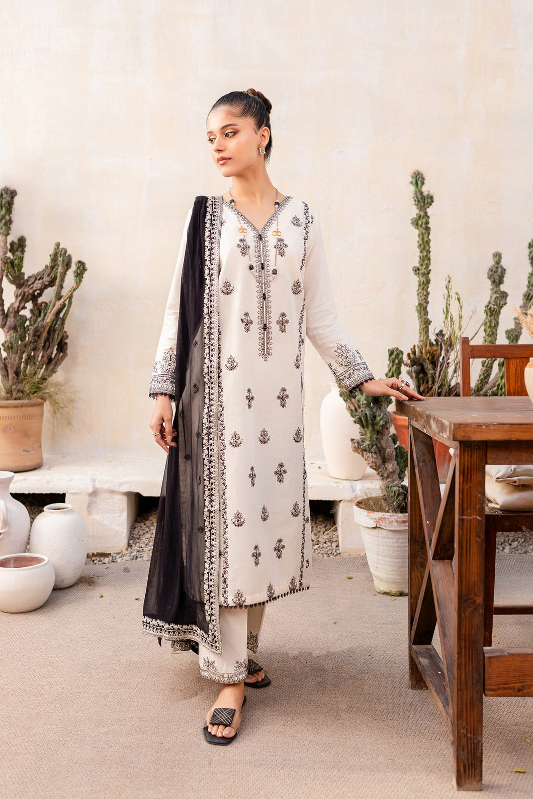 Ivoor 3Pc - Embroidered Khaddar Dress (2-5 weeks delivery)