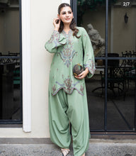 Load image into Gallery viewer, Embroidered boski silk (2-4 weeks delivery)