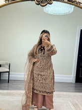 Load image into Gallery viewer, Mauve Organza embellished suit with stonework. Cotton net duppata and cotton silk trouser.