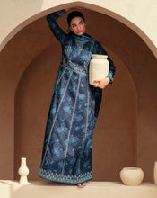 Load image into Gallery viewer, Sienna raw silk (2-4 weeks delivery)