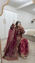 Load image into Gallery viewer, Pink Organza embellished 3 piece suit with wide leg silk trouser Eid collection party wear