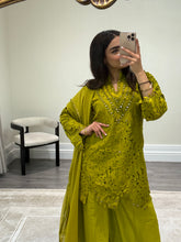 Load image into Gallery viewer, Croatia suit with embellishments and trouser. Chiffon duppata. South Asian party wear suits