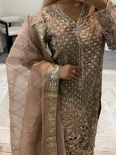 Load image into Gallery viewer, Maria B inspired heavy formal wear suit with crush trouser and organza duppata