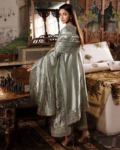 Load image into Gallery viewer, Heer 3 - Piece  (8-10 week’s delivery)