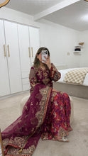 Load image into Gallery viewer, Pink Organza embellished 3 piece suit with wide leg silk trouser Eid collection party wear