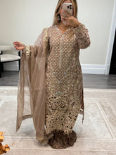 Load image into Gallery viewer, Maria B inspired heavy formal wear suit with crush trouser and organza duppata