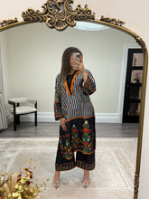 Load image into Gallery viewer, Long fusion 2 piece coord with detailing neckline. Shirt and trouser. Pakistani outfit.