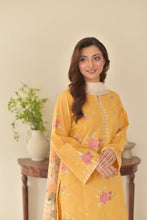 Load image into Gallery viewer, Eshal Set 3 - Piece  (2-4 week’s delivery)