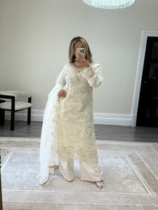 White baroque inspired organza suit with embellishment and embroidery with organza duppata and trouser. Asian party wear suit.