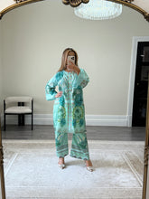 Load image into Gallery viewer, Jacquard printed 2 piece set with shirt and trouser.