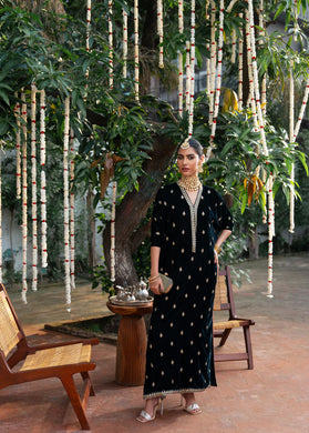 Emerald Green Velvet Suit (2-4 weeks delivery)