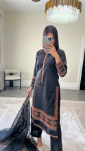 Load image into Gallery viewer, Black lawn embroidered lawn suit with cotton net duppata