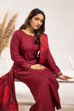 Load image into Gallery viewer, Dhanak embroidered shawl 3 piece suit Red