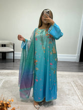 Load image into Gallery viewer, Ombré long fusion suit with Khadi net duppata and trouser. Casual suit. Date night outfit.