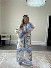 Load image into Gallery viewer, Summer printed lawn 2 piece set