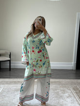 Load image into Gallery viewer, Dananeer inspired lawn printed coord set with shirt and trouser Asian clothing