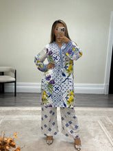 Load image into Gallery viewer, Soft khaddar  2 piece coord set. Shirt and trouser with printing detail. Soft jacquard fabric.