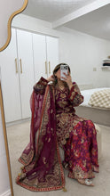 Load image into Gallery viewer, Pink Organza embellished 3 piece suit with wide leg silk trouser Eid collection party wear