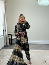 Load image into Gallery viewer, Maria B inspired embroidered lawn suit 2 colours black and lilac