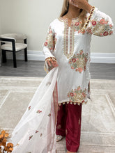 Load image into Gallery viewer, Ethnic inspired silk suit with full sequin embroidery. Wide leg trouser. Khadi net duppata. Fully embroidered party wear Asian suit.