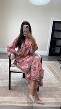 Load image into Gallery viewer, Summer printed lawn 2 piece set