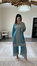 Load image into Gallery viewer, Summer printed lawn 2 piece set