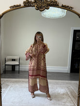 Load image into Gallery viewer, Jacquard printed 2 piece set with shirt and trouser.