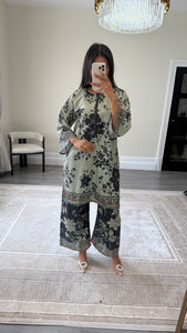 Summer printed lawn 2 piece set