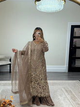 Load image into Gallery viewer, Maria B inspired heavy formal wear suit with crush trouser and organza duppata