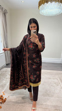 Load image into Gallery viewer, Winter printed dhanak suits with lace details and cheddar duppata. Shirt with trouser and duppata winter prints Asian casual suit (immediate dispatch)