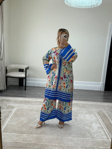 Jacquard printed 2 piece set with shirt and trouser.
