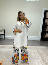 Load image into Gallery viewer, Soft khaddar  2 piece coord set. Shirt and trouser with printing detail. Soft jacquard fabric.