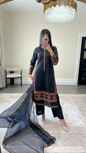 Load image into Gallery viewer, Black lawn embroidered lawn suit with cotton net duppata