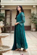 Load image into Gallery viewer, Emerald Empress (3-5 weeks delivery)