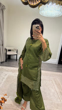 Load image into Gallery viewer, Vanya inspired silk embroidered suit with sequin embroidery and embellishments. Chiffon duppata. Eid and party wear.