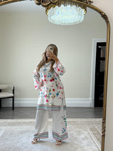 Load image into Gallery viewer, Dananeer inspired lawn printed coord set with shirt and trouser Asian clothing