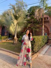 Load image into Gallery viewer, Naira- Silk 3 Piece Suit (immediate dispatch)