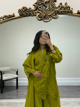 Load image into Gallery viewer, Croatia suit with embellishments and trouser. Chiffon duppata. South Asian party wear suits