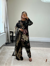 Load image into Gallery viewer, Maria B inspired embroidered lawn suit 2 colours black and lilac